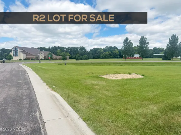Washington Dr NE, Watertown, SD 57201