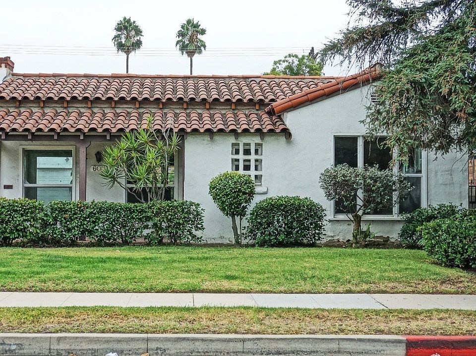 1st image of 608 Ivy St