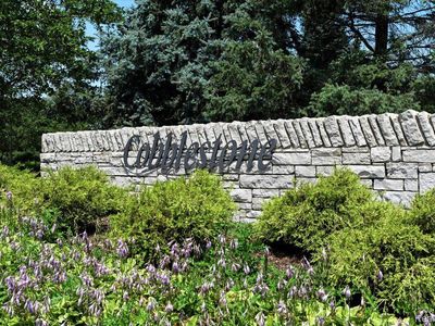 2402 Canterwood, Highland, MI, 48357
