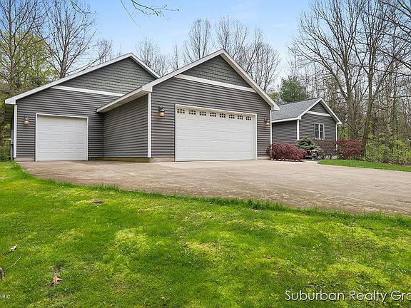 3rd image of 2979 Braden Blvd