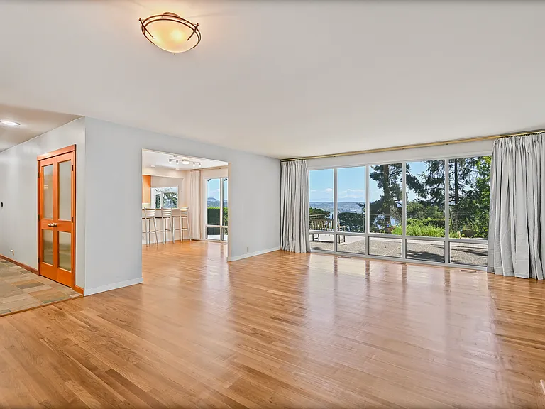 Main living and dining room