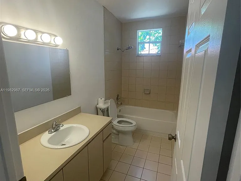 3421 SW 25th St #1 — Photo 21