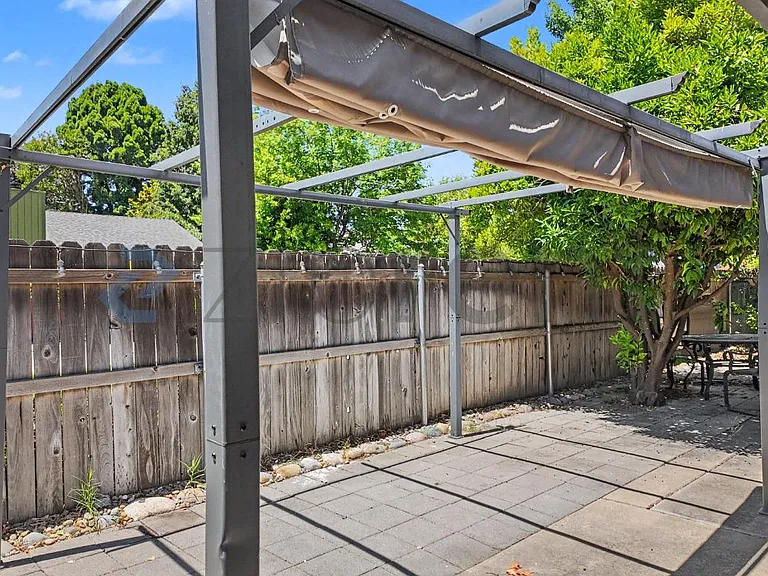 691 Cutting Way — Photo 48