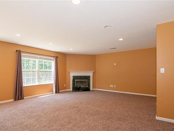 5th image of 7115 Thousand Oaks Ln