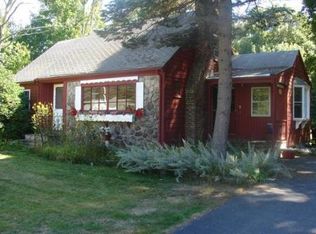 9 Summer St, Rockland, MA 02370