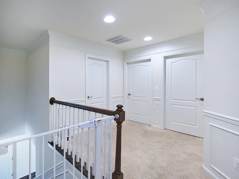 24887 Coventry Grove Ct — Photo 32