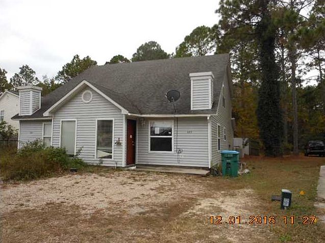 1st image of 225 Whispering Pines Cir