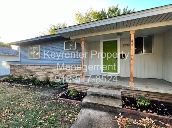 5704 E 30th Pl, Tulsa, OK 74114