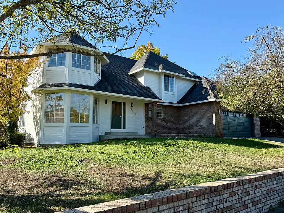 3112 Westminster Dr