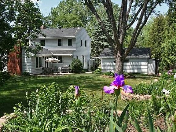 House outside 2