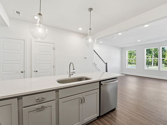 5th image of 10563 Pleasant Branch Dr Unit 101