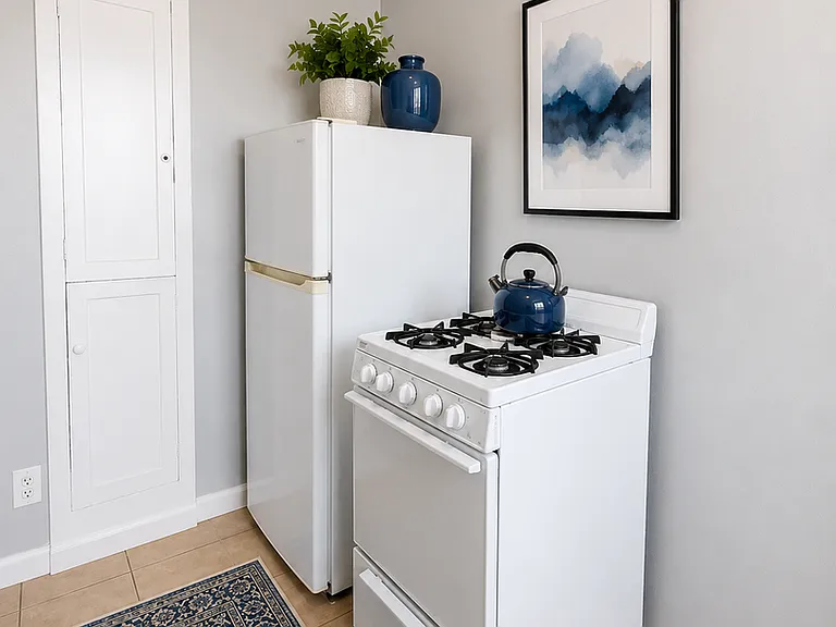 LB1021 (Coronado) — Photo 3