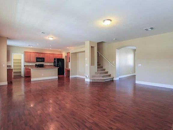 5th image of 8973 W Tonopah Dr
