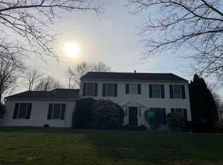 16 Melvina Dr, Lawrence Township, NJ 08648