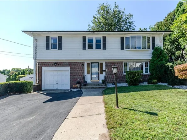 104 Meadow Rd, North Providence, RI 02904