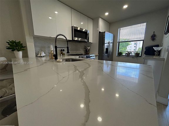 3rd image of 10130 Sunrise Lakes Blvd APT 207