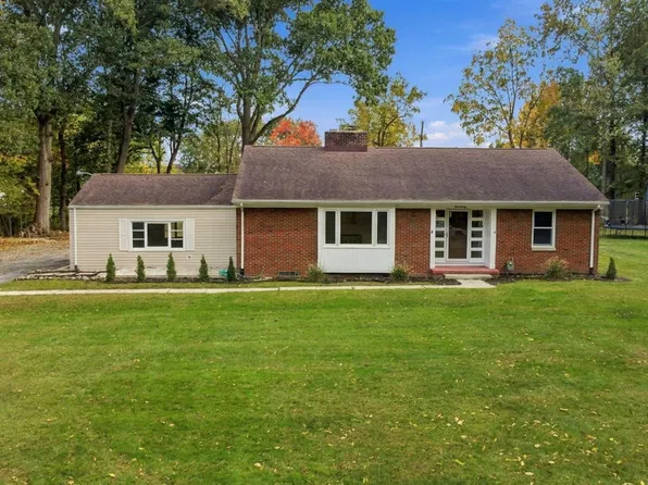 330 Riverside Dr, Tiffin, OH 44883