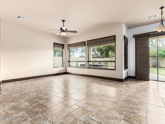 3rd image of 16111 W Glenrosa Avenue