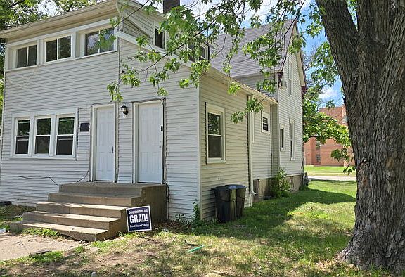 4th image of 1927 N Rockton Ave