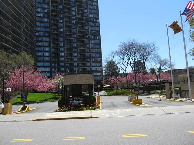 GATE HOUSE MAIN ENTRY