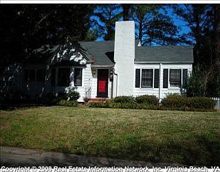 5th image of 160 Dover Cir