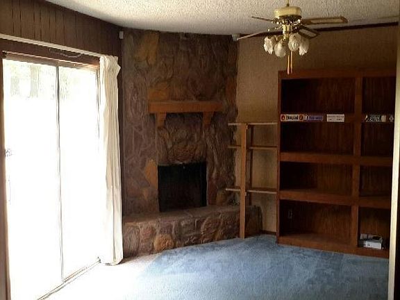 2nd image of 8101 Jewell Ln