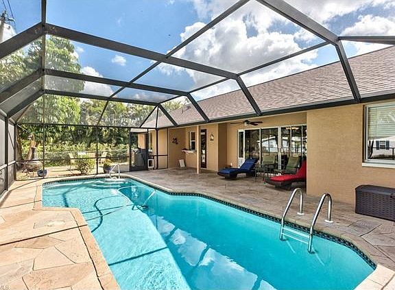 3rd image of 11831 Forest Mere Dr
