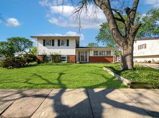 126 Indiana St, Park Forest, IL 60466