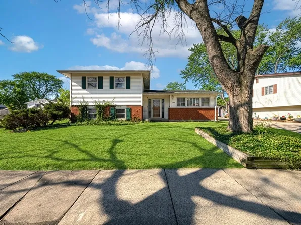 126 Indiana St, Park Forest, IL 60466