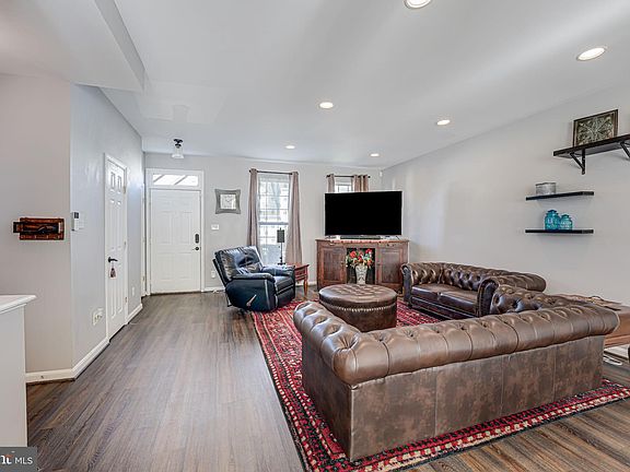 5th image of 6011 Honnicut Dr