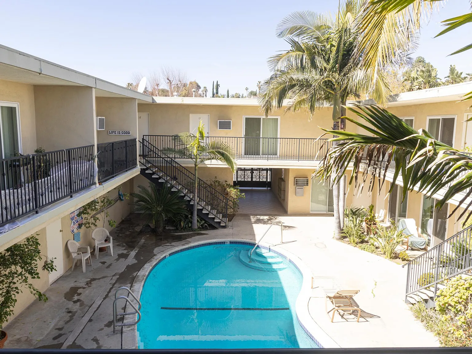1 bed, 700 sqft, $1,895 — Photo 3