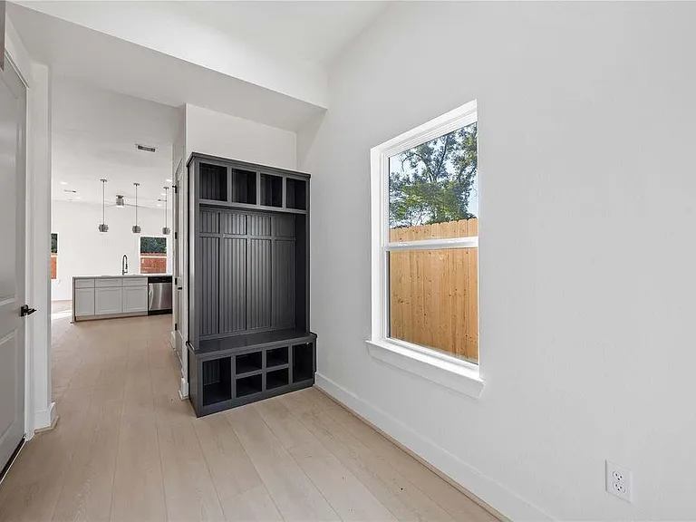 5222 Gold St #A — Photo 4