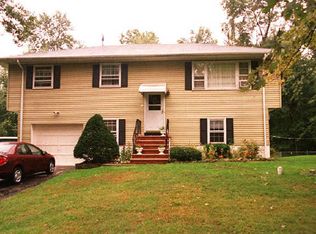 54 Ryerson Ave, Wayne, NJ 07470
