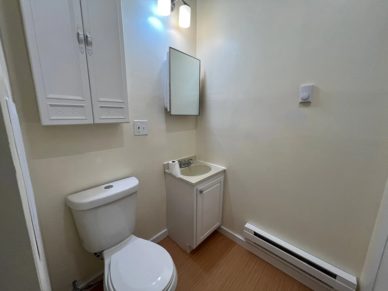 170 Meriden Road - 2 or B — Photo 4