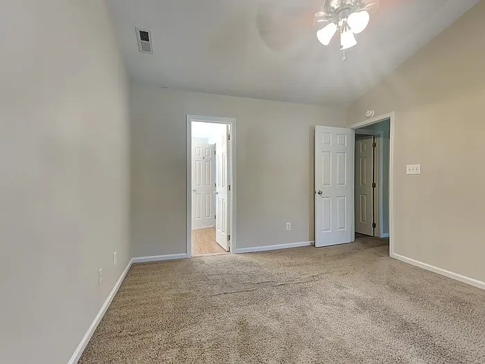 10110 Northwoods Forest Dr — Photo 11
