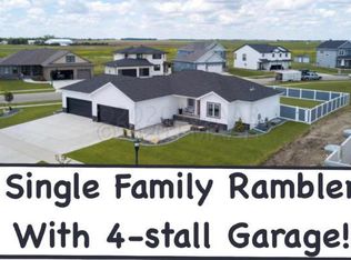 1312 22nd Ave W, West Fargo, ND