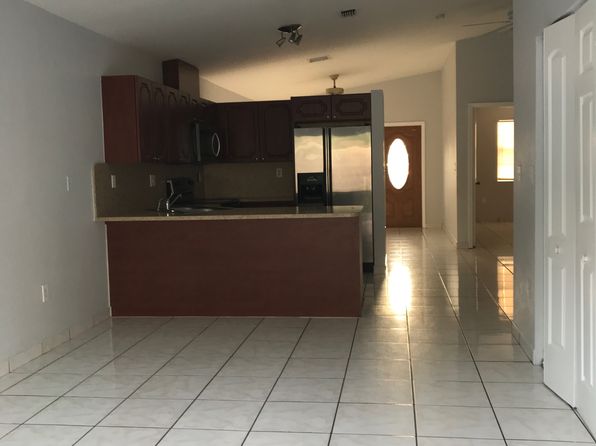 18351 SW 135th Ave, Miami, FL 33177