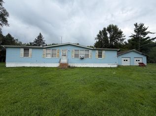 17460 Indian Prairie Rd, White Pigeon, MI 49099