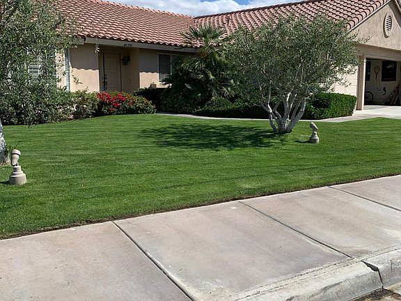 2nd image of 44090 Goldenrod Cir