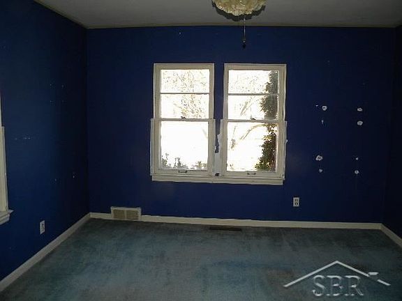 4th image of 1711 Brenner St