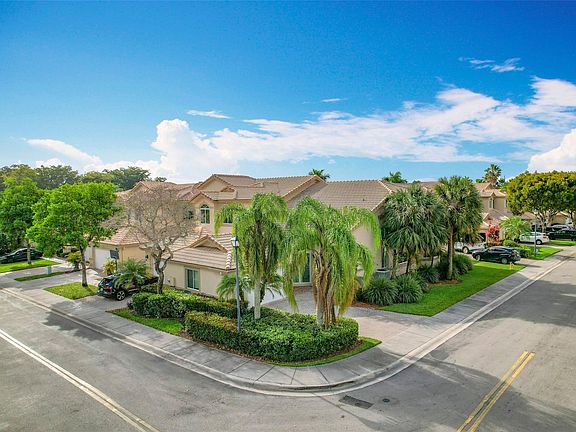 3rd image of 5062 Madison Lakes Circle #5062