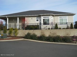 109 South Pl, Astoria, OR 97103