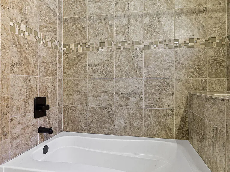 3237 Christian Cunningham St — Photo 23