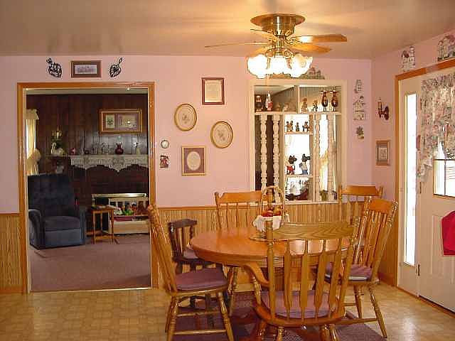 2nd image of 2896 LYDIUS Street