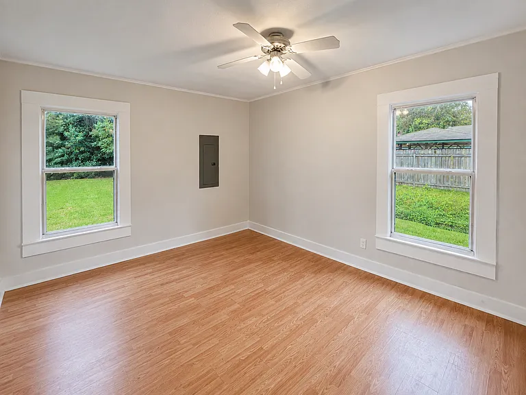 403 Whitfield Dr #401 — Photo 5