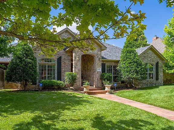 2nd image of 8403 New England Dr