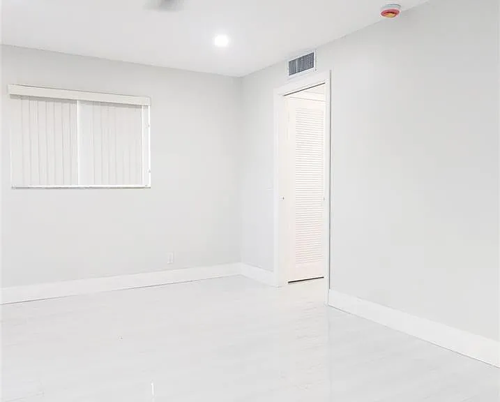 343 Normandy Ln #343 — Photo 12