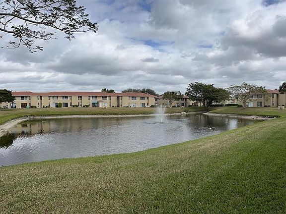 3rd image of 10024 Twin Lakes Dr #36