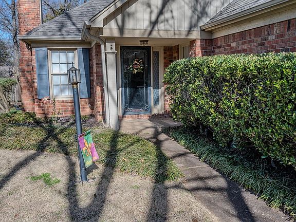 2nd image of 1470 Wood Trail Cir