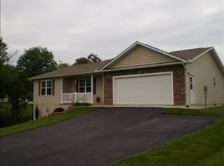 275 Kearney Dr, Crossville, TN 38555
